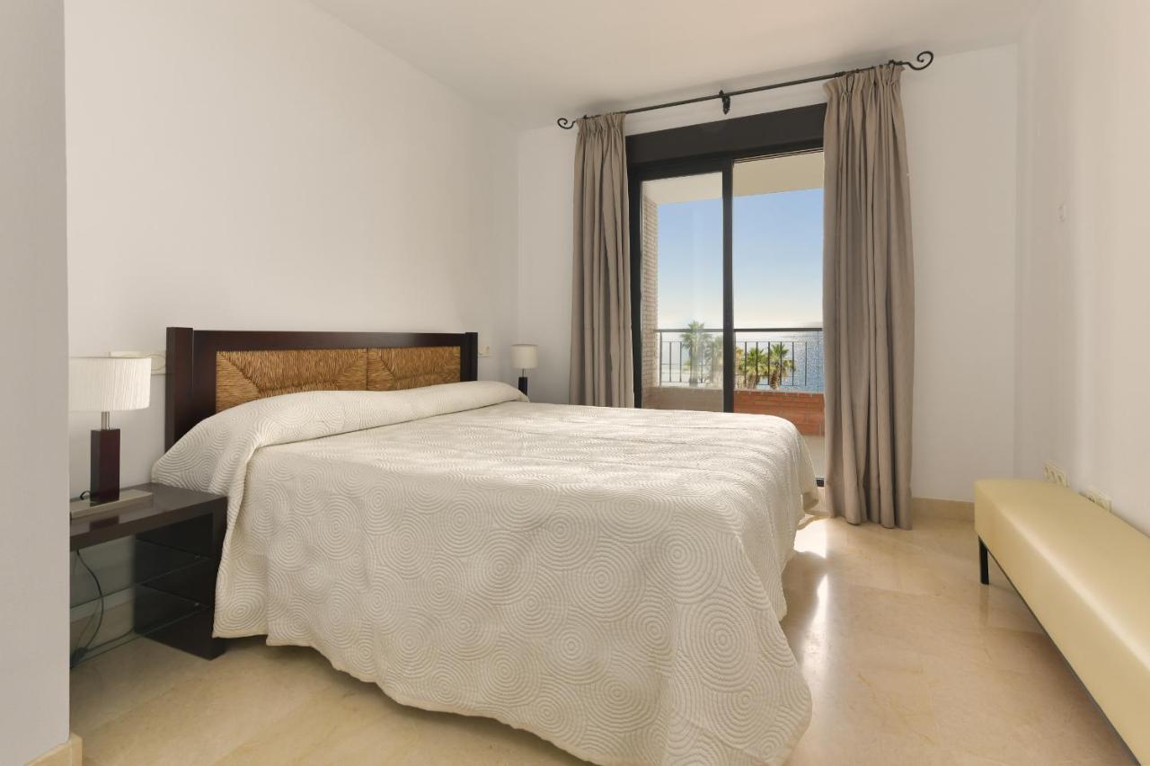 Apartamento De 2 Dormitorios En Torrox Costa Exterior foto